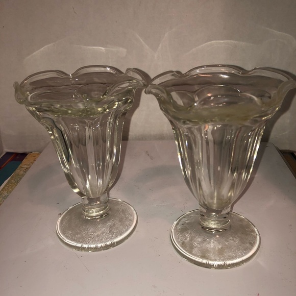 Root beer float anyone- ice cream parlour dessert glasses by dominion possibly - Picture 8 of 8